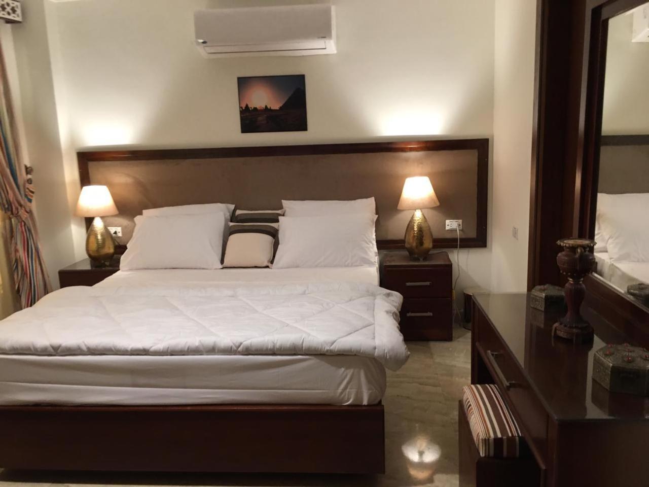 El Aida Pyramids View Hotel Kafret el-Gabal Exteriör bild