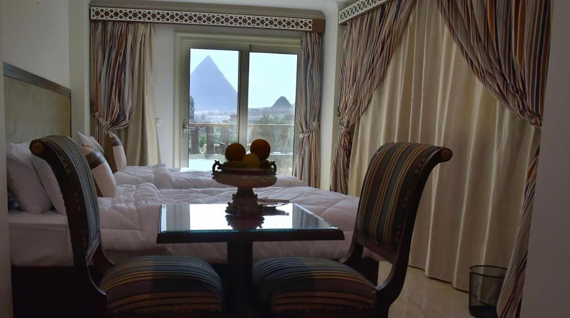 El Aida Pyramids View Hotel Kafret el-Gabal Exteriör bild