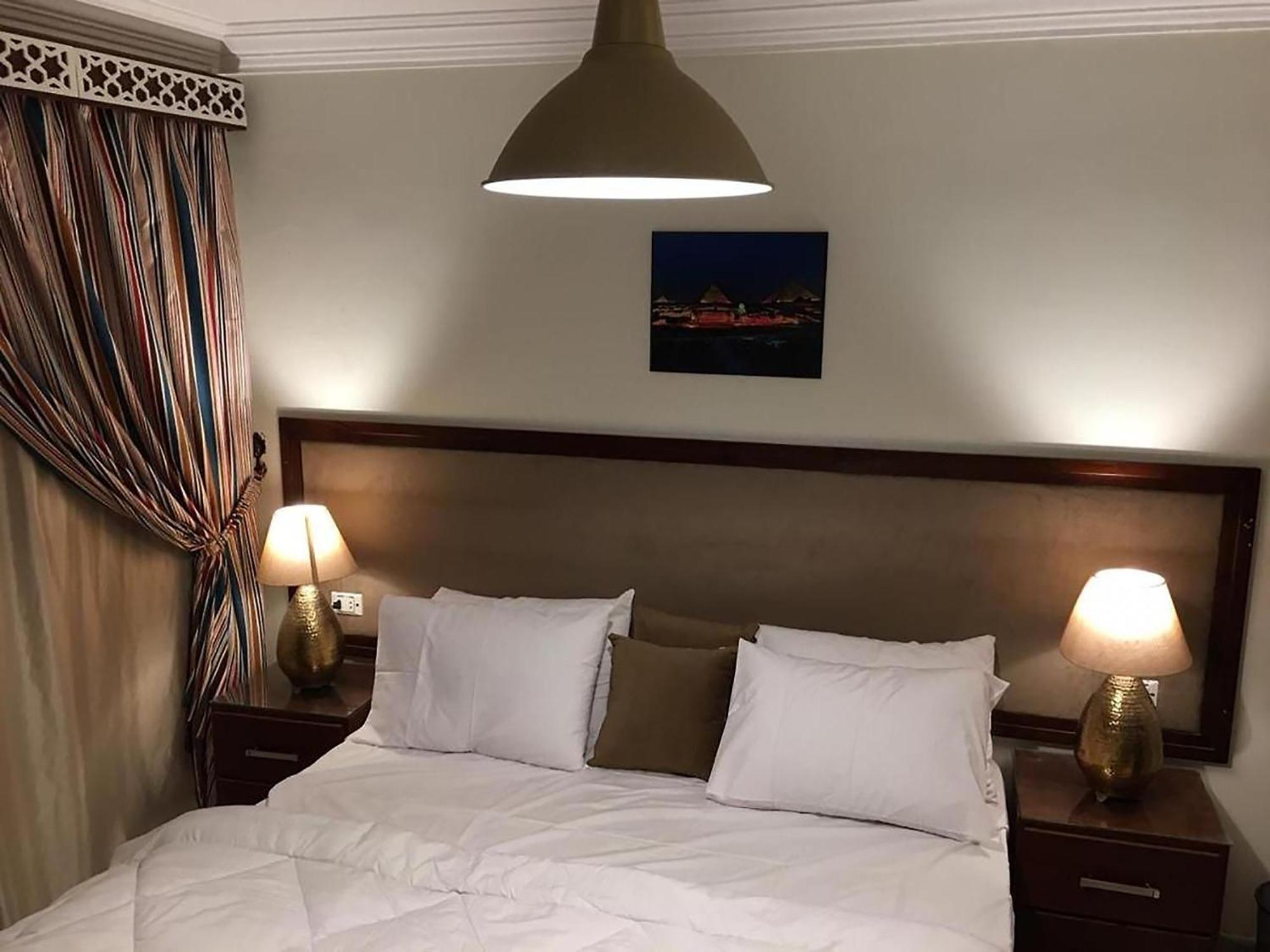 El Aida Pyramids View Hotel Kafret el-Gabal Exteriör bild