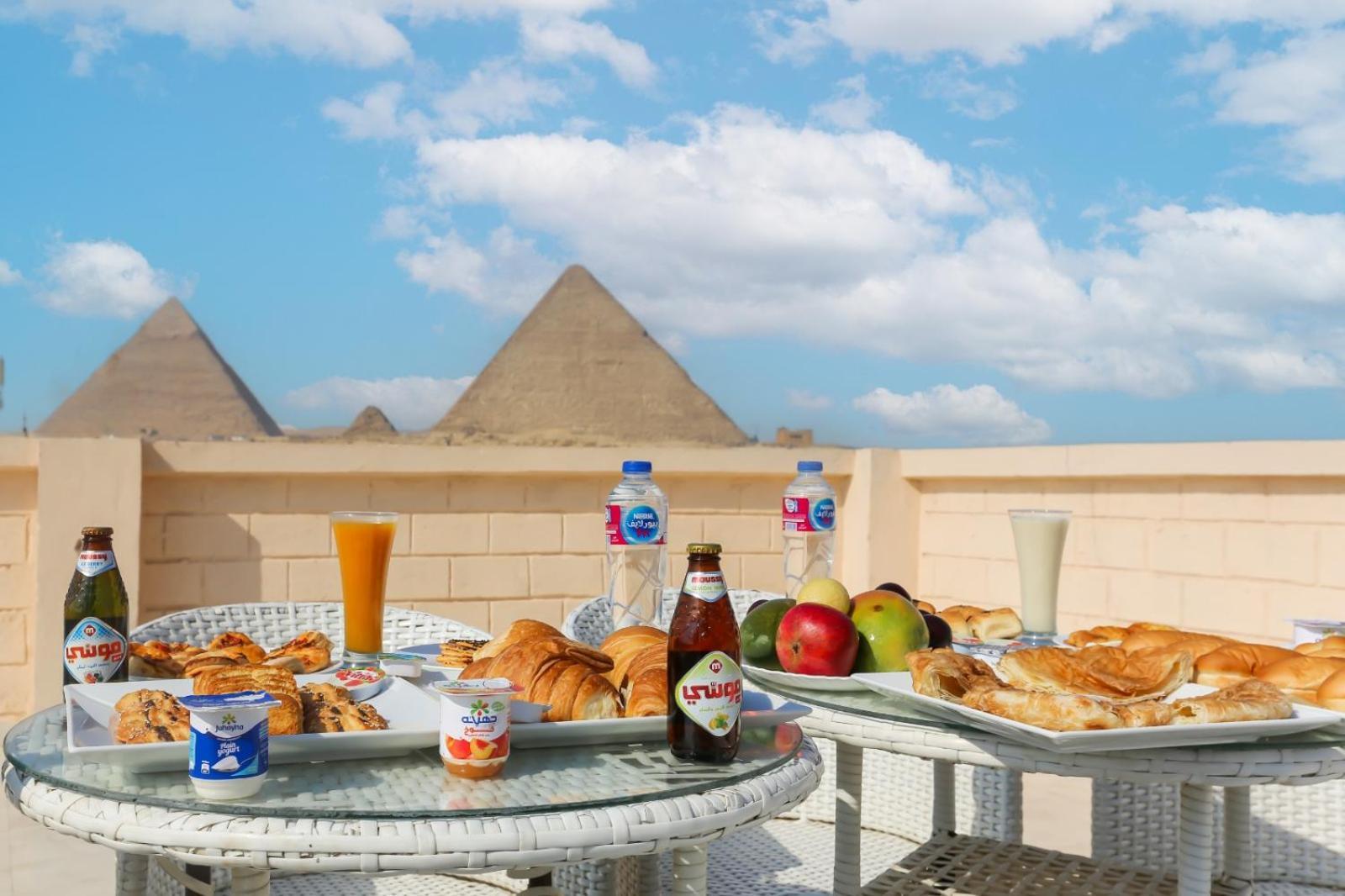 El Aida Pyramids View Hotel Kafret el-Gabal Exteriör bild